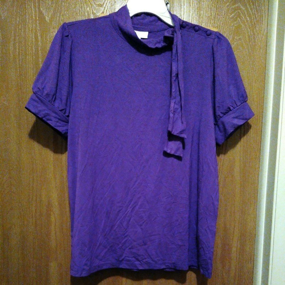 Charter Club Women's Blouse size M Purple New With Tags Tie Neck Detail